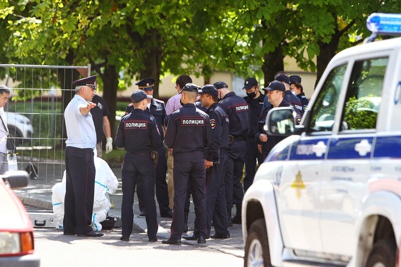 Около драмтеатра в Калининграде нашли и обезвредили противопехотную мину (фото) - Новости Калининграда | Фото: Александр Подгорчук / &quot;Клопс&quot;