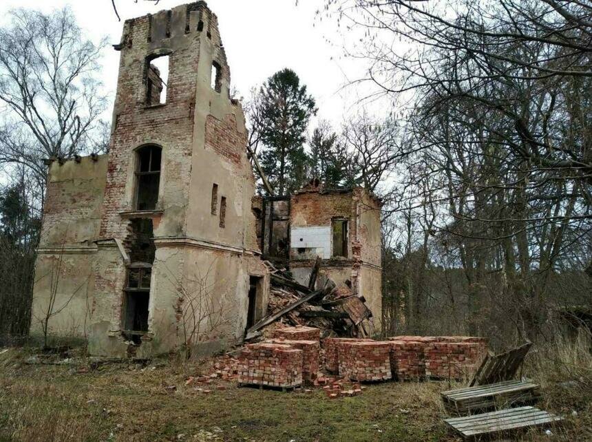 Старинную виллу в Светлогорске разбирают на кирпич - Новости Калининграда | Фото: Михаил Королев rauschen_postcards / Instagram