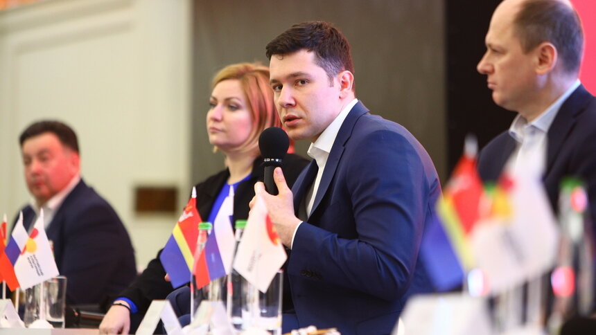 Алиханов пообещал новые бонусы для кинокомпаний, снимающих фильмы в регионе - Новости Калининграда | Фото: Александр Подгорчук / &quot;Клопс&quot;