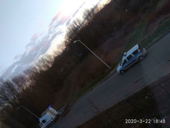 В Калининграде подростки катались на плоту и обнаружили в озере тело мужчины - Новости Калининграда | Фото: очевидец