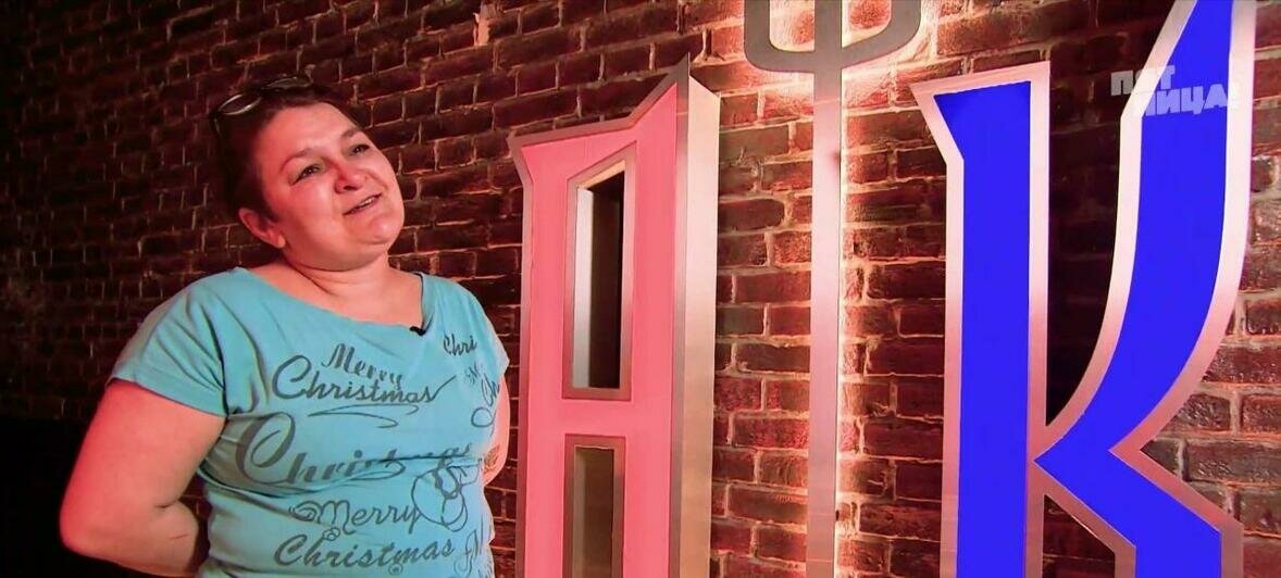 Жительница Янтарного приготовила кузнечиков и вылетела из шоу "Адская кухня" на "Пятнице" - Новости Калининграда | Фото: скриншот выпуска на телеканале &quot;Пятница&quot;