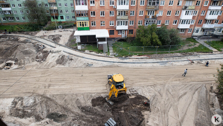 Как благоустраивают сквер на ул. Рокоссовского (фоторепортаж) - Новости Калининграда | Фото: Александр Подгорчук/&quot;Клопс&quot;