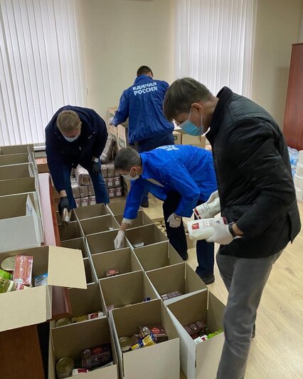 Ярошук закупил ещё 300 продуктовых наборов для пожилых калининградцев (фото) - Новости Калининграда | Фото: Instagram депутата Госдумы от Калининградской области Александра Ярошука