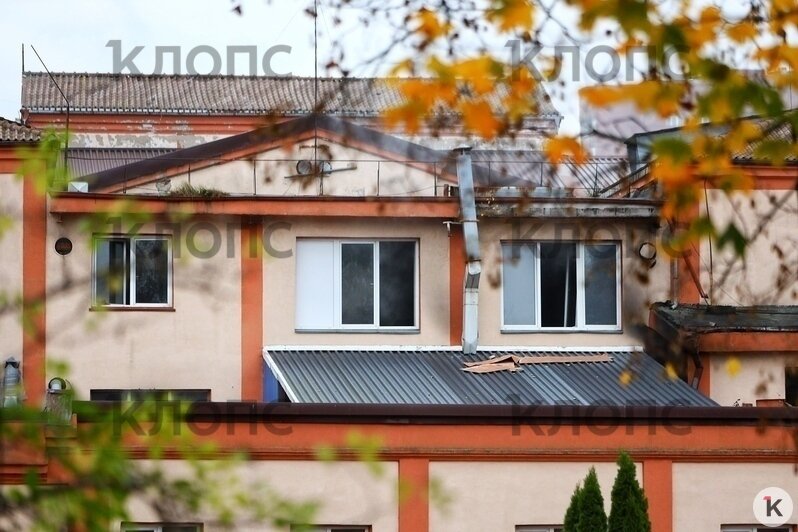 В Калининграде горит здание на территории бывшего ликёроводочного завода (фото) - Новости Калининграда | Фото: Александр Подгорчук