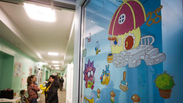 Исколотые пальцы и страх попасть в реанимацию: мамы детей с диабетом рассказали, как пытаются сломать систему