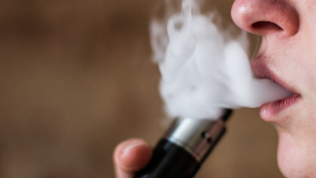 Газ, жидкость для вейпа и алкоголь: 6 веществ, которыми отравились калининградцы в 2021 году