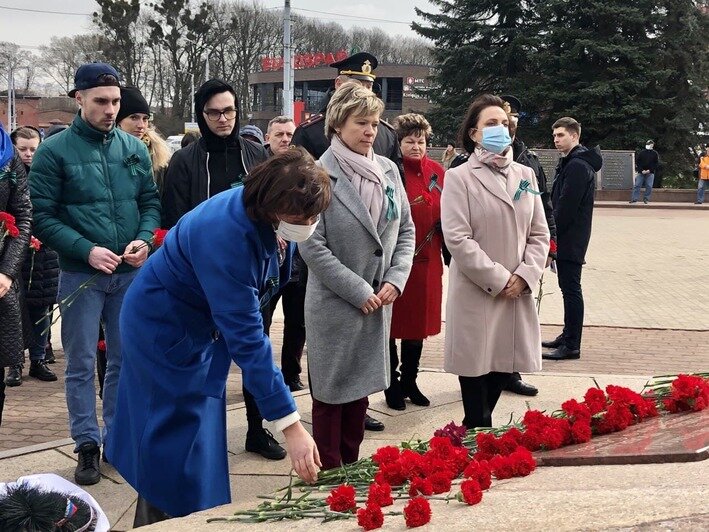 В Калининграде возложили цветы к мемориалу героям штурма города-крепости Кёнигсберг - Новости Калининграда | Фото: &quot;Клопс&quot;