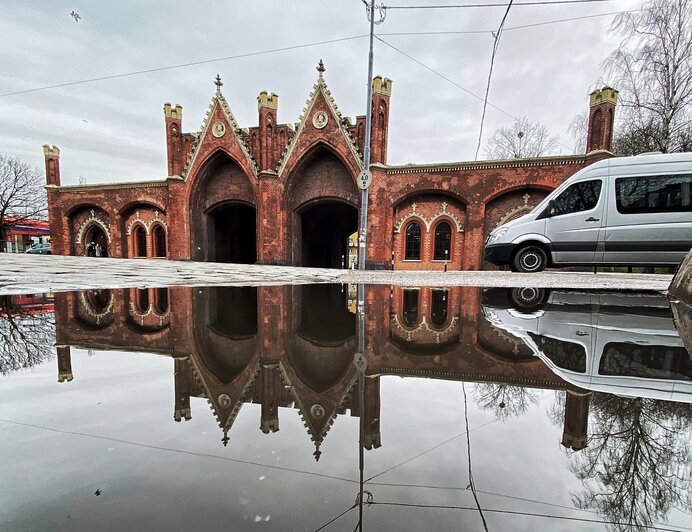 Фото дня: весна у Бранденбургских ворот - Новости Калининграда | Фото: Александр Подгорчук / &quot;Клопс&quot;