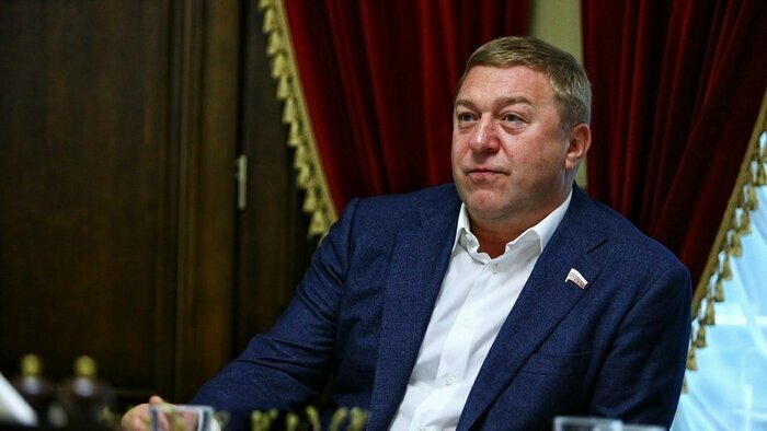 Забастовка таксистов и появление орангутана Антона: что произошло в Калининграде и мире в выходные - Новости Калининграда | Фото: архив "Клопс"