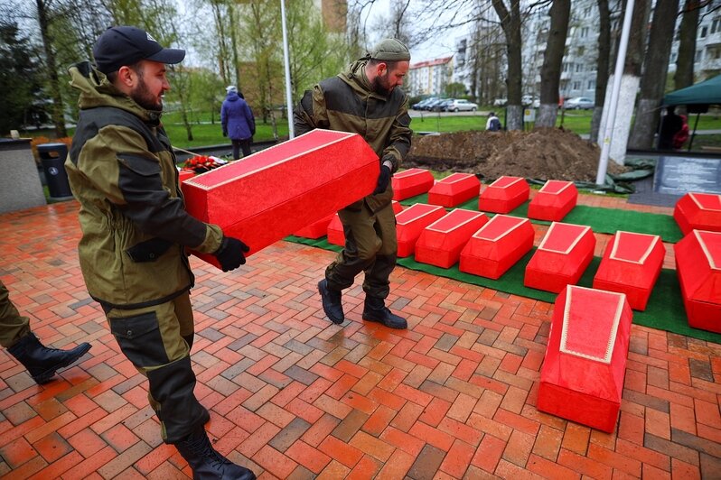 Останки 86 бойцов-красноармейцев перезахоронили на мемориале в Чкаловске (фото) - Новости Калининграда | Фото: Александр Подгорчук / «Клопс»