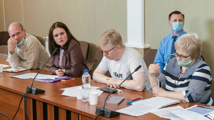 Администрация Гурьевского района обсудила проблему с застройкой в Большом Исаково с местными жителями - Новости Калининграда | Фото: Олег Лактионов