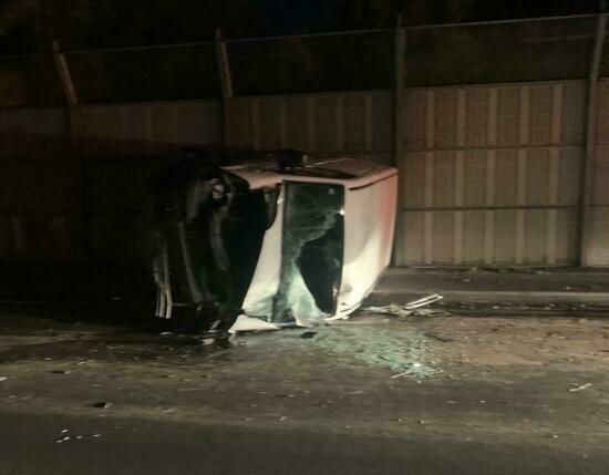 В Зеленоградском районе опрокинулся микроавтобус, пострадал водитель (фото) - Новости Калининграда | Фото: пресс-служба УМВД России по Калининградской области