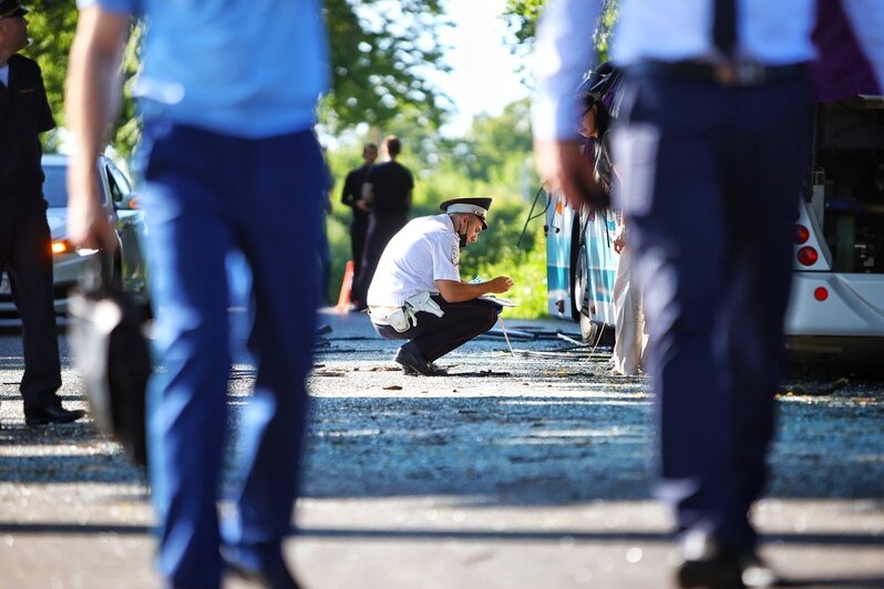 Под Янтарным пассажирский автобус въехал в дерево, есть пострадавшие (обновлено) - Новости Калининграда | Фото: Александр Подгорчук / «Клопс»