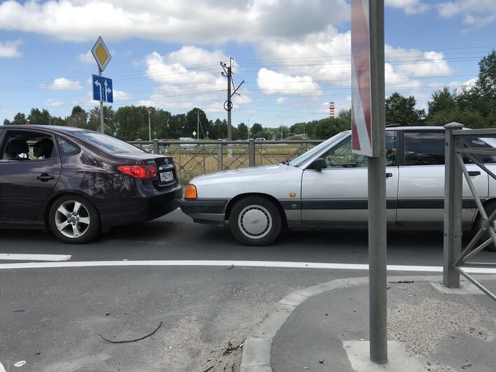 Советский проспект встал в двухкилометровой пробке - Новости Калининграда | Фото очевидца