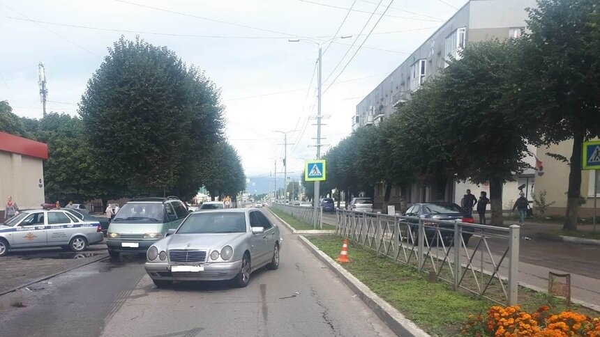 В Светлом водитель Mercedes сбил 13-летнюю школьницу - Новости Калининграда | Фото: пресс-служба УМВД России по Калининградской области