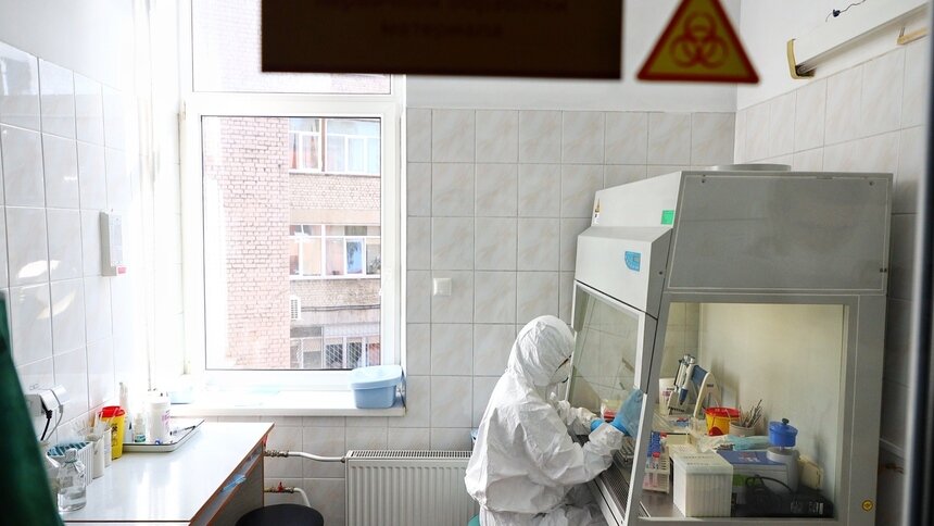 Роспотребнадзор обновил список лабораторий, которым разрешено проводить ПЦР-тесты - Новости Калининграда | Фото: Александр Подгорчук / Архив «Клопс»