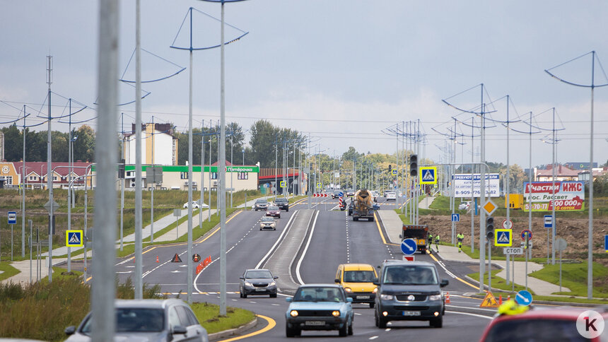 «От разметки в глазах рябит»: в Гурьевске после ремонта открыли центральную дорогу (фото) - Новости Калининграда | Фото: Александр Подгорчук / «Клопс»