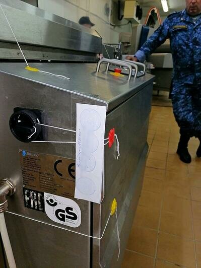 Калининградский предприниматель накопил долг в 40 млн и лишился оборудования - Новости Калининграда | Фото: пресс-служба УФСПП по Калининградской области