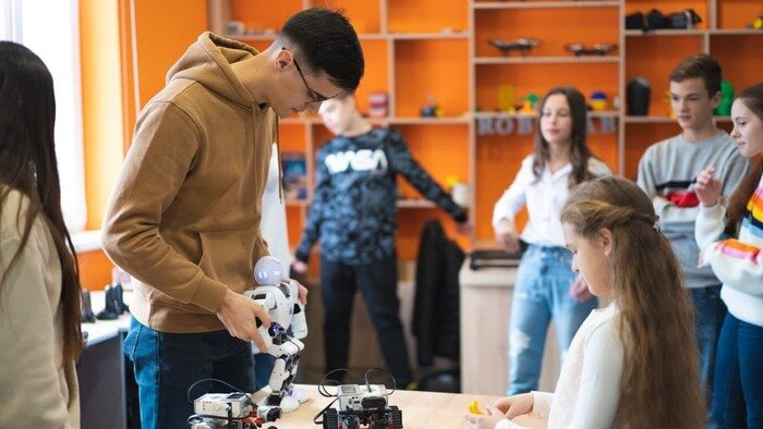 &quot;Нужно ли оттягивать ребёнка за уши от смартфона&quot;: почему правильный ответ &quot;нет&quot; - Новости Калининграда