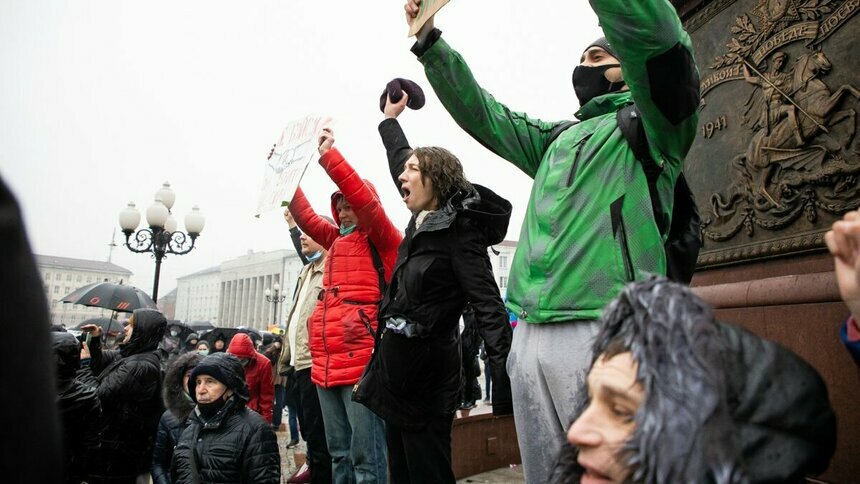 В Калининграде после шествия сторонников Навального привлекли к ответственности 15 человек - Новости Калининграда | Фото: Александр Подгорчук / &quot;Клопс&quot;