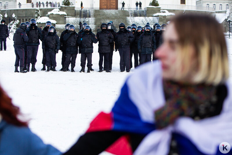 Задержание Оксимирона и Навальной, петарды и чай: как в России прошли несогласованные акции - Новости Калининграда | Фото: Александр Подгорчук