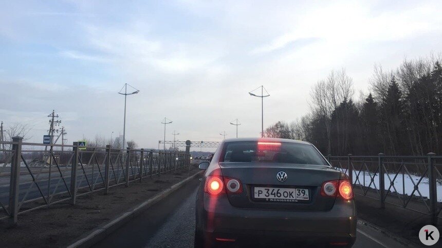 В Светлогорске первый городской светофор спровоцировал пробки - Новости Калининграда | Фото: очевидец