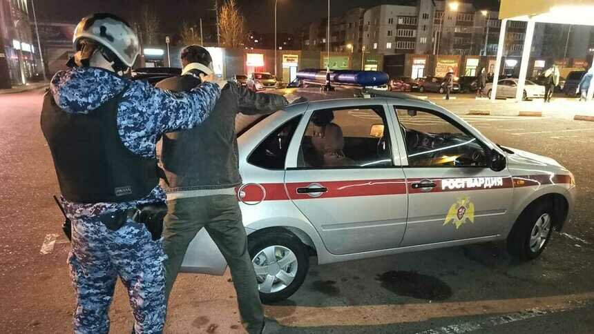 В Калининграде задержали год обкрадывавшего супермаркет мужчину - Новости Калининграда | Фото: пресс-служба управления Росгвардии по Калининградской области