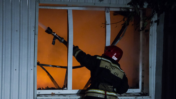 Мужчину избили до смерти: "Клопс" узнал подробности пожара в жилом доме Немана  - Новости Калининграда | Фото: Александр Подгорчук / "Клопс" 