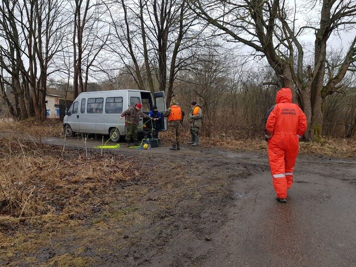 Поиски пропавшего в Немане школьника: волонтёры просканировали дно до моста королевы Луизы - Новости Калининграда | Фото: ПСО &quot;Запад&quot;