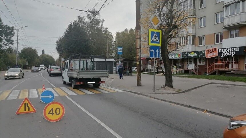 В Калининграде скутерист сбил женщину, переходившую дорогу по «зебре» - Новости Калининграда | Фото: ГИБДД региона