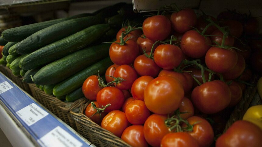 Огурцы, картофель, помидоры и яйца: какие продукты подорожали в Калининградской области за месяц - Новости Калининграда | Фото: Александр Подгорчук / Архив «Клопс»