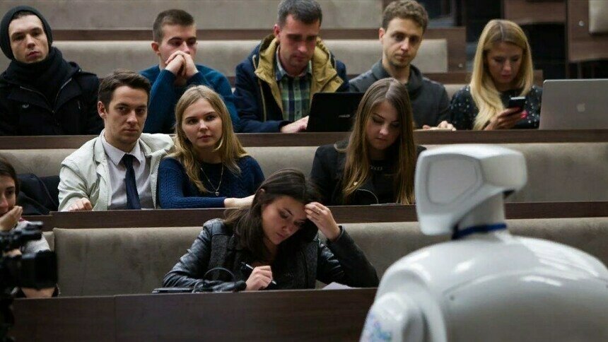 В Калининградской области дистанционное обучение для студентов продлили до 1 декабря - Новости Калининграда | Фото: архив «Клопс»