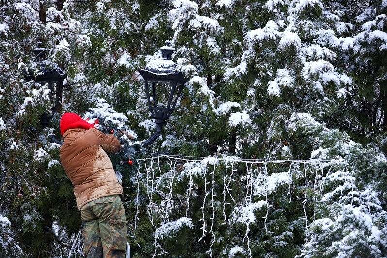 Фоторепортаж: «пряничный» Зеленоградск и штормовая Балтика  - Новости Калининграда | Фото: Александр Подгорчук / «Клопс»