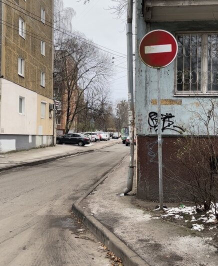 Из-за ремонта Соммера во второй раз изменили схему движения транспорта на Пролетарской - Новости Калининграда | Фото: «Клопс»