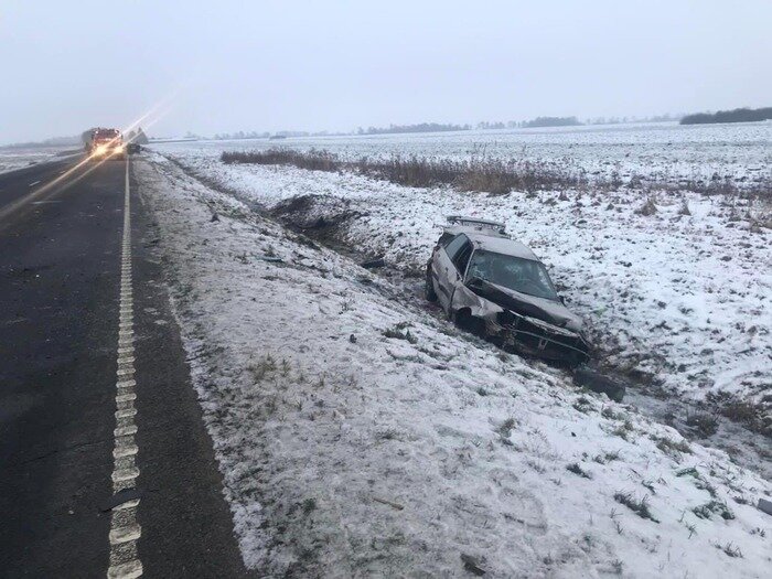 Две перевернулись, одна съехала в кювет: 4 серьёзные аварии в Калининградской области за воскресенье - Новости Калининграда | Фото: ГИБДД Калининградской области