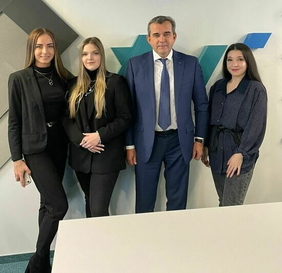 «С места в карьеру»: Западный РАНХиГС помогает своим студентам в трудоустройстве - Новости Калининграда