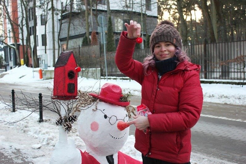 В Светлогорске появилась аллея снеговиков (фото) - Новости Калининграда | Фото: Серафима Москаева