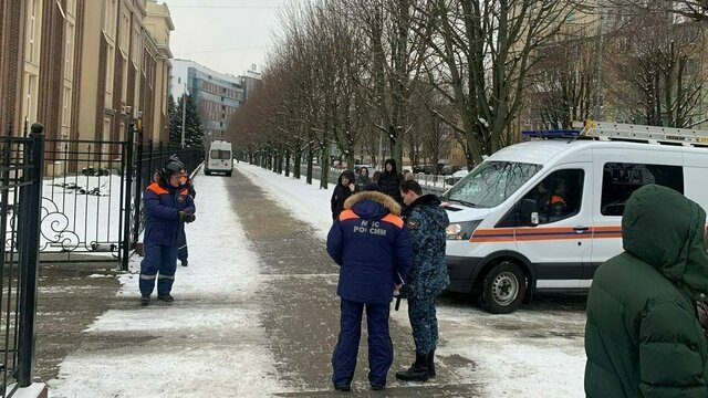 В Калининграде суды и мэрия возобновили работу после сообщений о «заминировании»