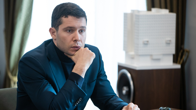 «Прошу всех сохранять спокойствие и работать»: Алиханов — о безопасности калининградцев 