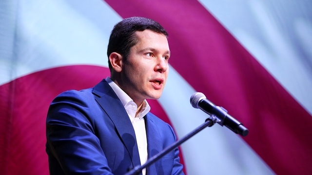 Алиханов 9 июня проведёт прямую линию  