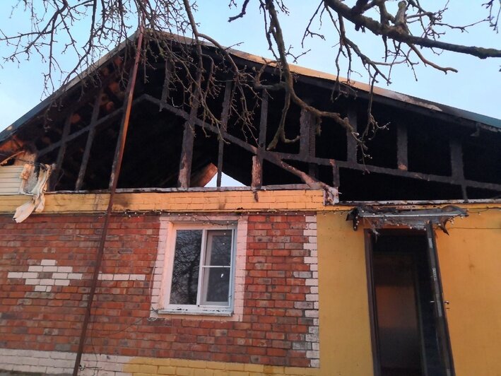 «Просыпайся, мамочка, мы горим!»: две семьи под Зеленоградском остались без крыши над головой - Новости Калининграда | Фото: личный архив Кристины