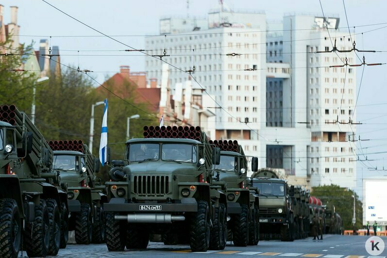 В Калининграде прошла первая ночная репетиция парада Победы (фоторепортаж) - Новости Калининграда | Фото: Александр Подгорчук / «Клопс»