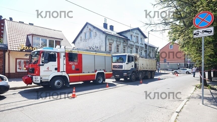 На Киевской в Калининграде песковоз насмерть сбил велосипедиста (фото) - Новости Калининграда | Фото: Александр Подгорчук / «Клопс»