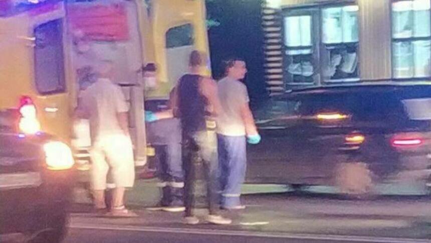 В Калининграде на проспекте Победы сбили пешехода — очевидцы  - Новости Калининграда | Фото:  Telegram-канал «Автоканал Калининград»