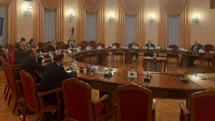 Лекарственная реальность: как прошёл первый совет представителей фарминдустрии - Новости Калининграда