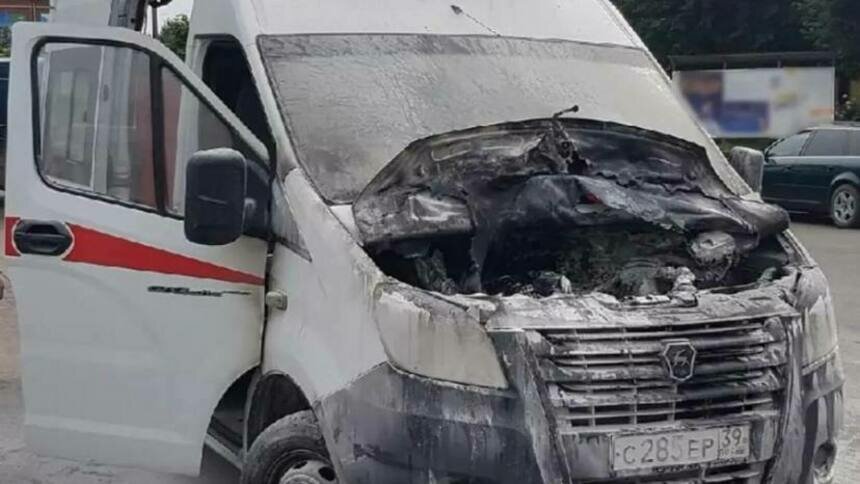 В Полесске загорелась машина «Скорой помощи»  - Новости Калининграда | Фото: очевидец