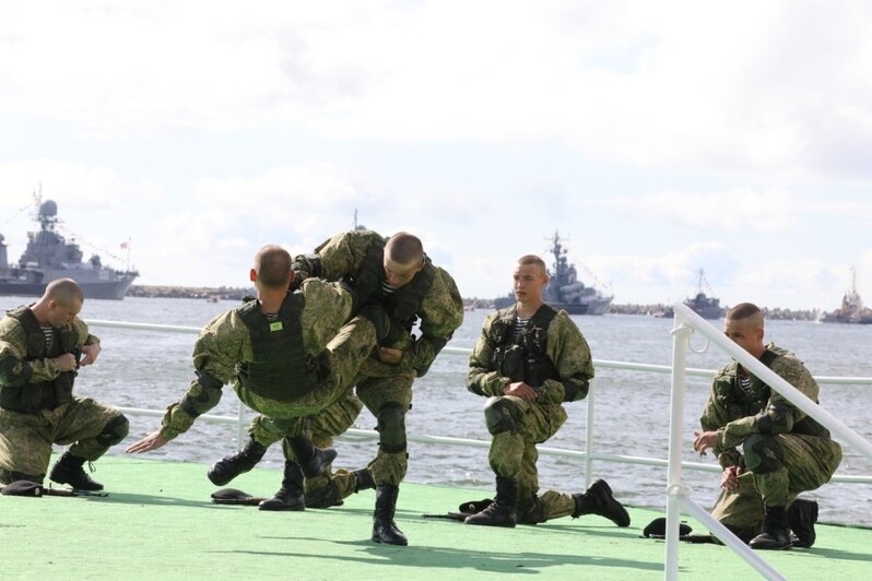 Балтийский флот провёл генеральную репетицию военно-морского парада (фото)  - Новости Калининграда | Фото: пресс-служба Балтийского флота