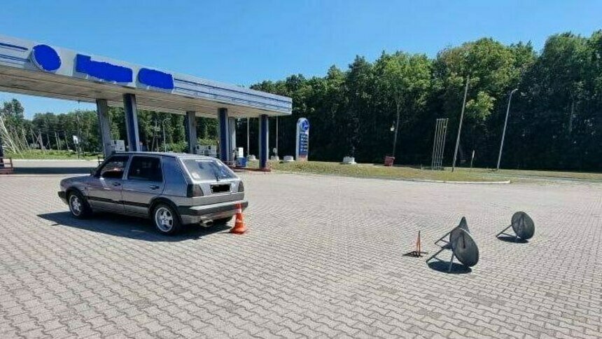 Ехала задним ходом: на заправке в Калининграде легковушка сбила мужчину - Новости Калининграда | Фото: пресс-служба регионального УМВД
