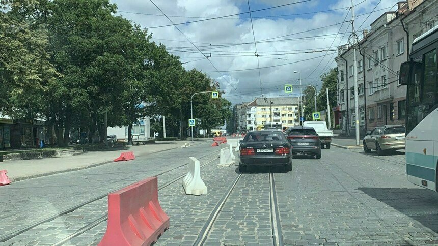 В Калининграде возле бывшего «Ольштына» брусчатку заменят на асфальт - Новости Калининграда | Фото: архив «Клопс»