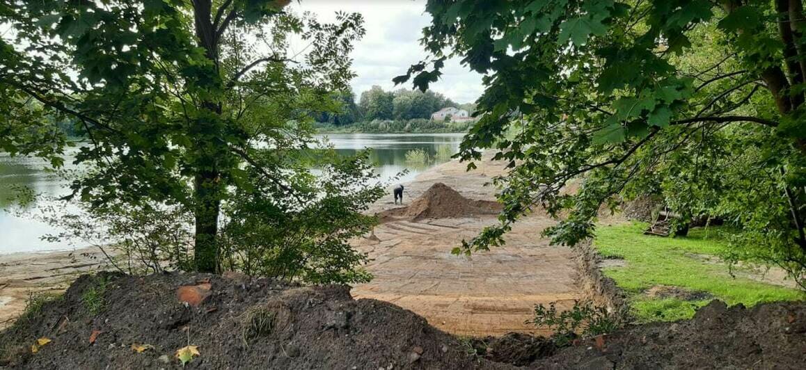 На Пелавском озере появится деревянный променад: водоём благоустраивают уже сейчас - Новости Калининграда | Фото: пресс-служба администрации Калининграда